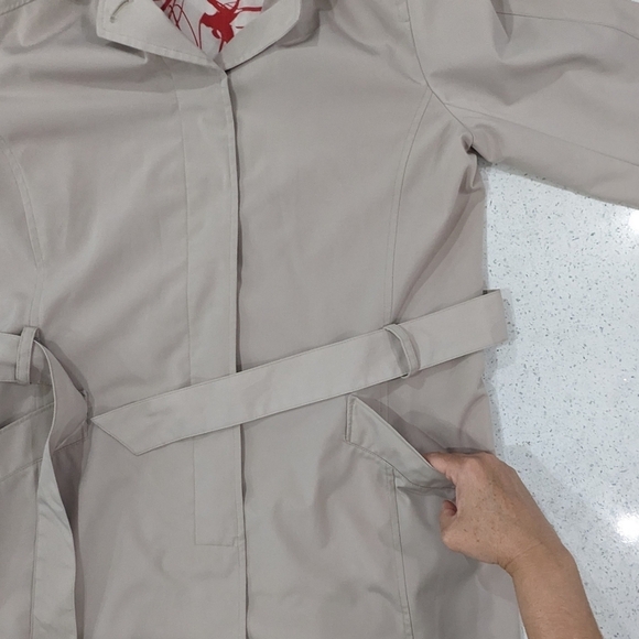 Towne Collection By London Fog Women Beige Tan Trench Coat Belted Button Down M - Picture 6 of 10
